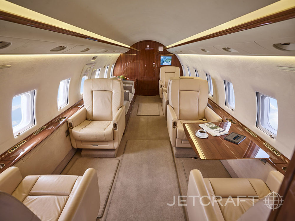 2003 Bombardier Challenger 604 S/N 5565