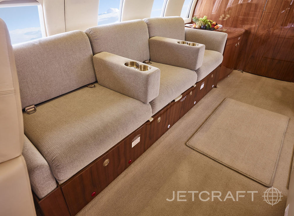2003 Bombardier Challenger 604 S/N 5565
