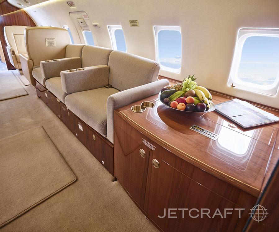 2003 Bombardier Challenger 604 S/N 5565