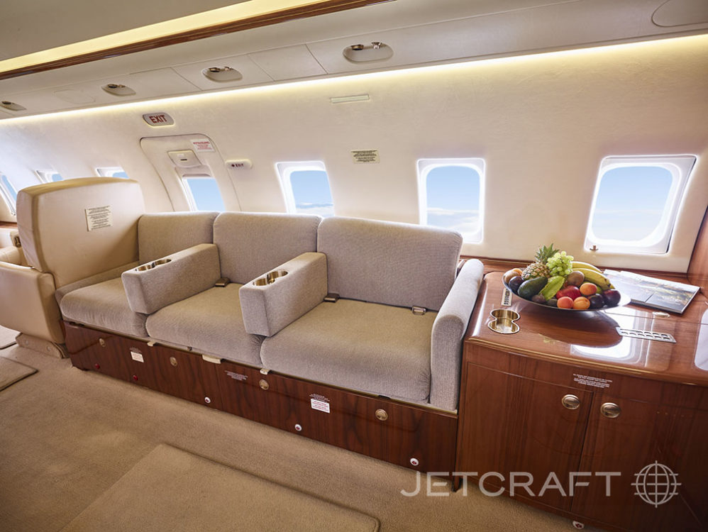 2003 Bombardier Challenger 604 S/N 5565