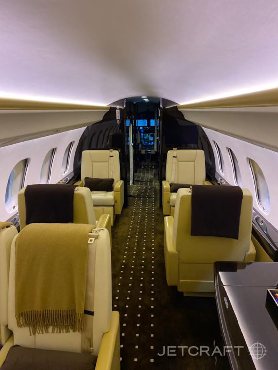 2013 Bombardier Global 6000 S/N 9546