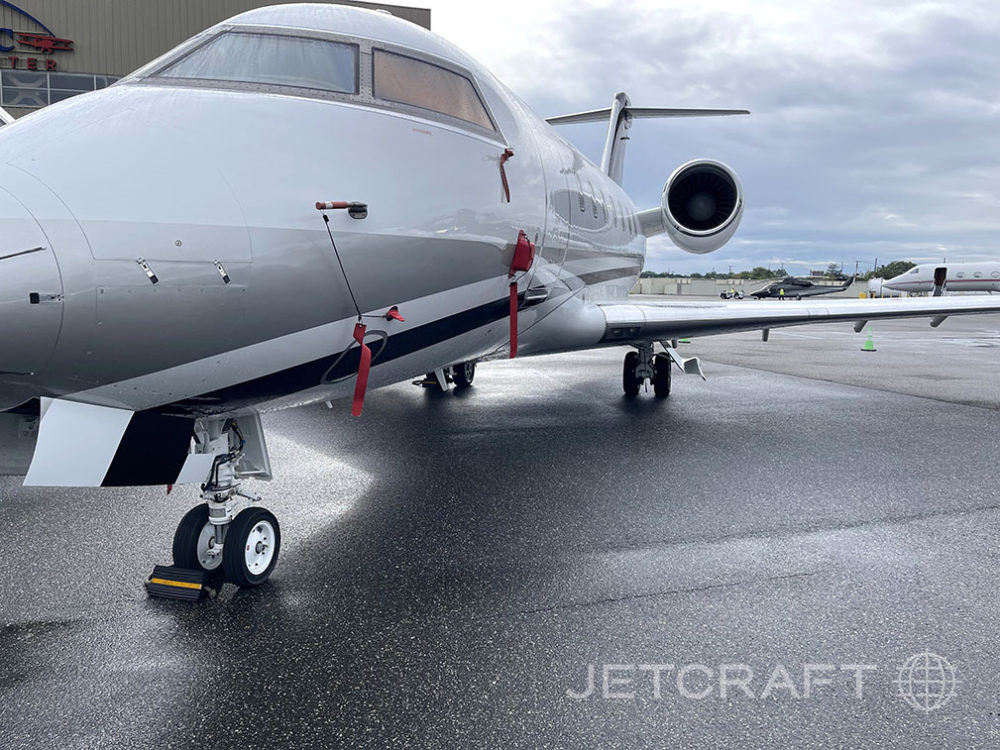 1999 Bombardier Challenger 604 S/N 5406