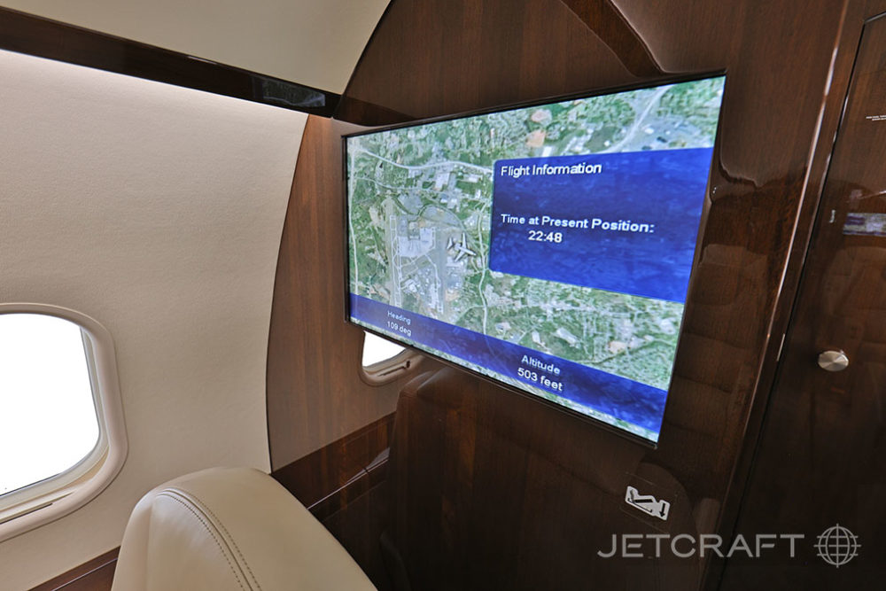 2012 Bombardier Challenger 300 S/N 20370