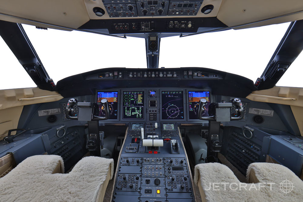 2008 Bombardier Challenger 605 S/N 5737