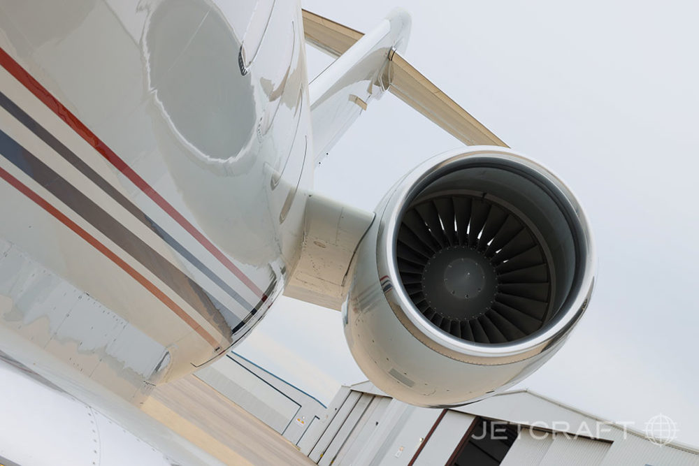 2008 Bombardier Challenger 605 S/N 5737