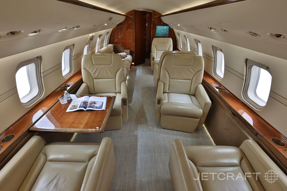 2008 Bombardier Challenger 605 S/N 5737