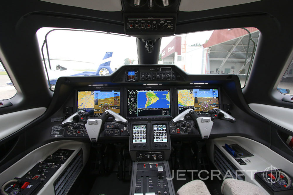 2020 Embraer Phenom 300E