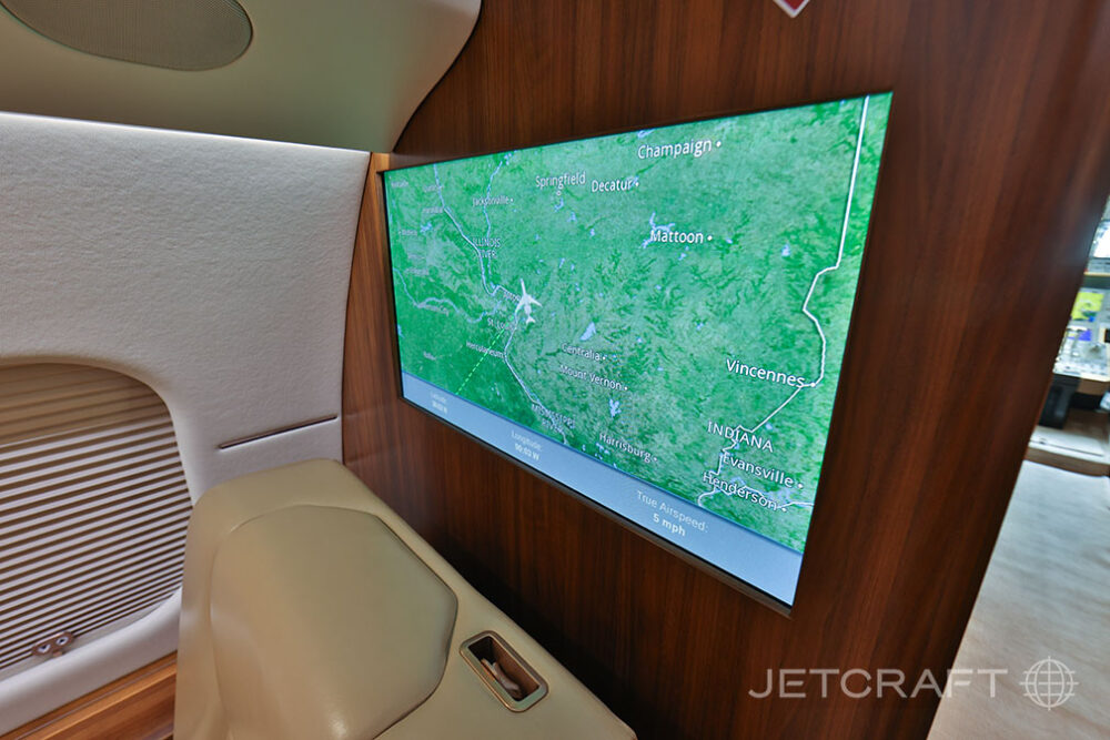 2013 Bombardier Global 6000 S/N 9491