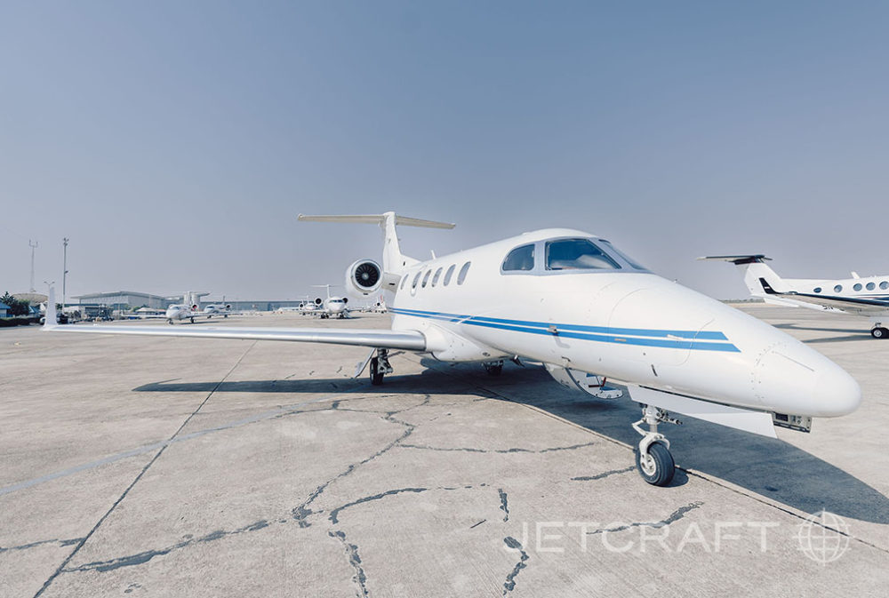 2015 Embraer Phenom 300 S/N 50500329