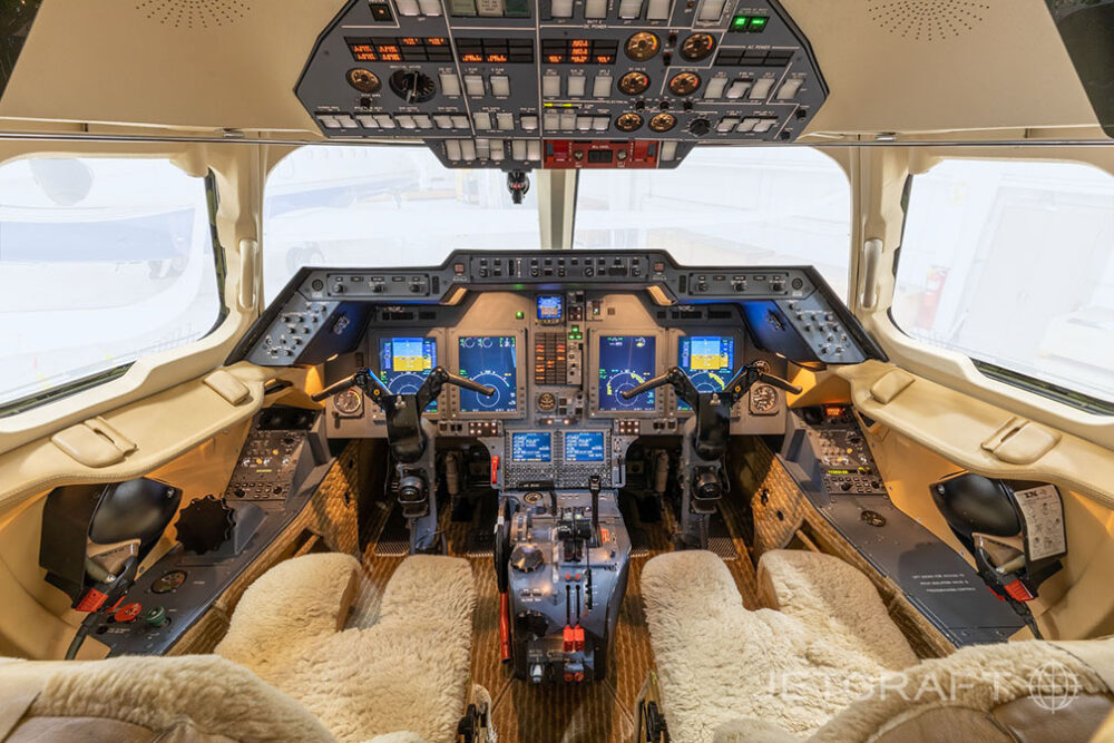 2005 Beechcraft Hawker 800XPi S/N 258726
