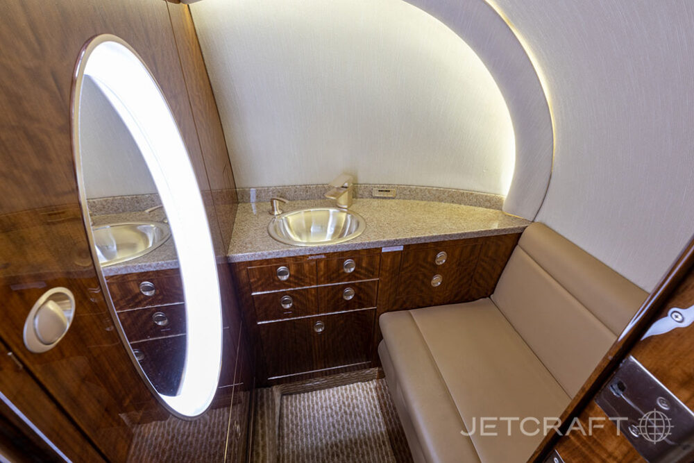 2005 Beechcraft Hawker 800XPi S/N 258726