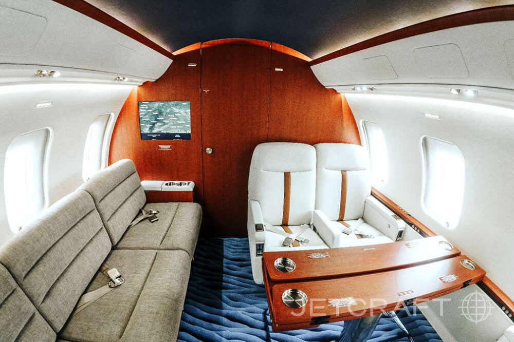 2009 Bombardier Challenger 605 S/N 5785