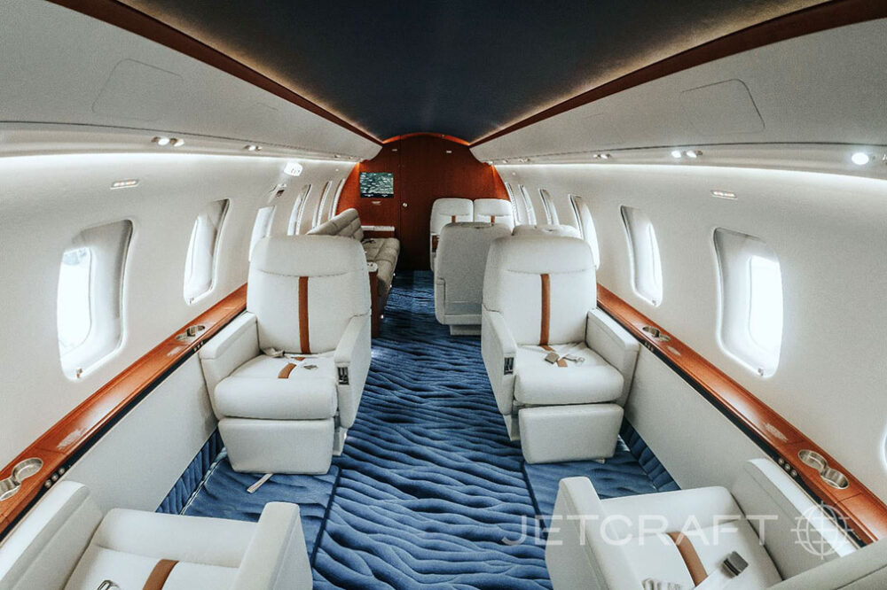 2009 Bombardier Challenger 605 S/N 5785