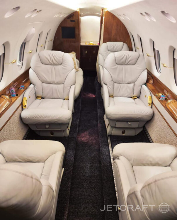 2001 Beechcraft Hawker 800XP S/N 258536