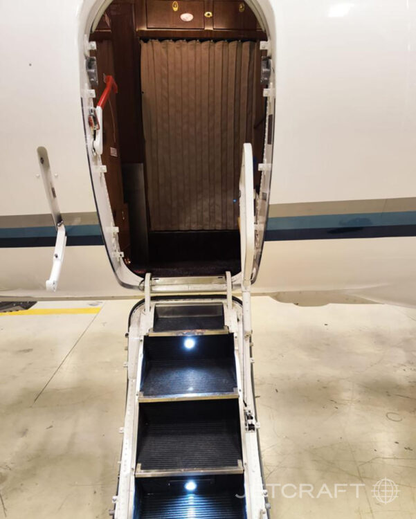 2001 Beechcraft Hawker 800XP S/N 258536