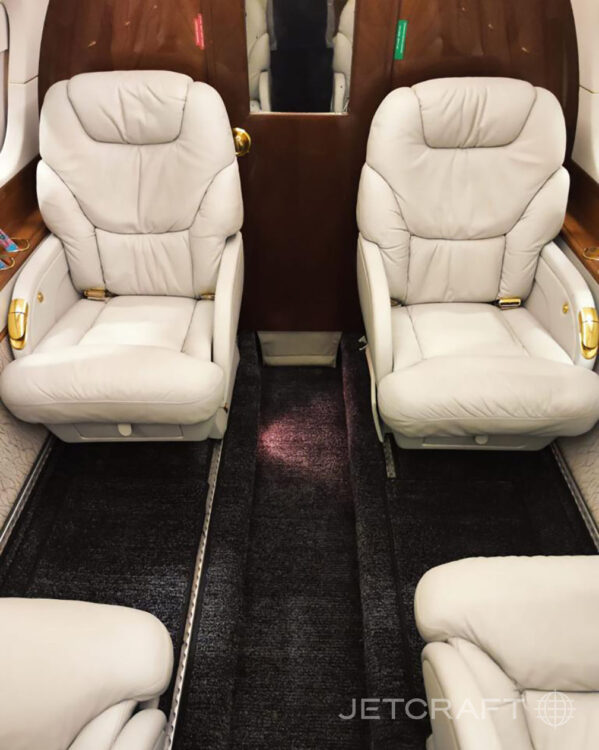 2001 Beechcraft Hawker 800XP S/N 258536