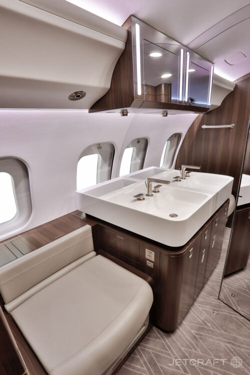 2021 Bombardier Global 6500 S/N 60008