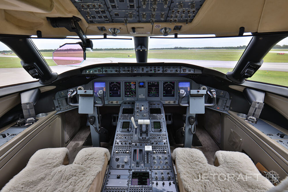 2010 Bombardier Global 5000 S/N 9372