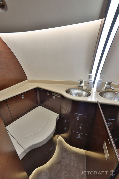 2014 Bombardier Global 6000 S/N 9526