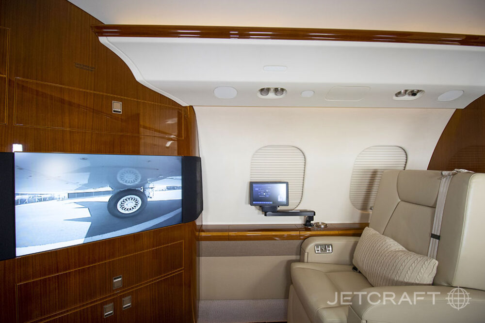 2014 Bombardier Global 6000 S/N 9582