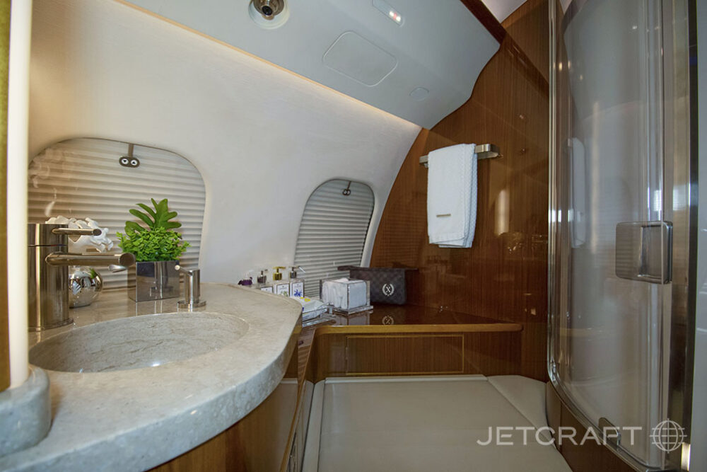 2014 Bombardier Global 6000 S/N 9582
