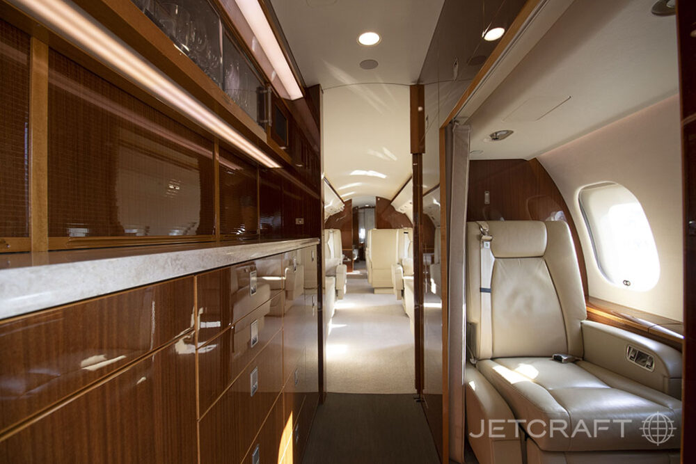 2014 Bombardier Global 6000 S/N 9582