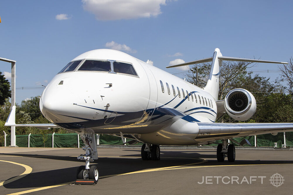 2014 Bombardier Global 6000 S/N 9582