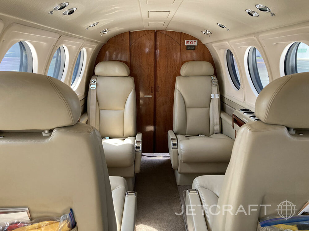 2015 Beechcraft King Air 250 S/N 232