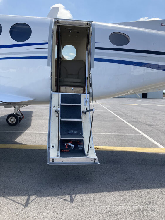 2015 Beechcraft King Air 250 S/N 232
