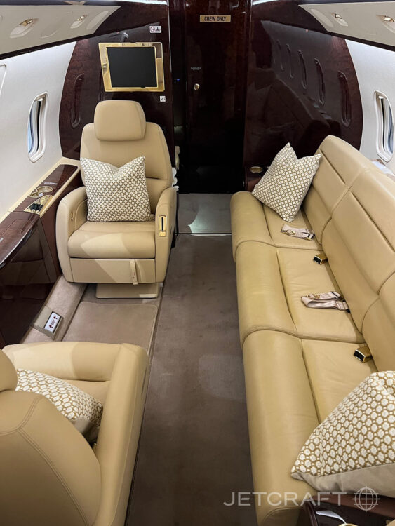 2006 Bombardier Challenger 300 S/N 20106