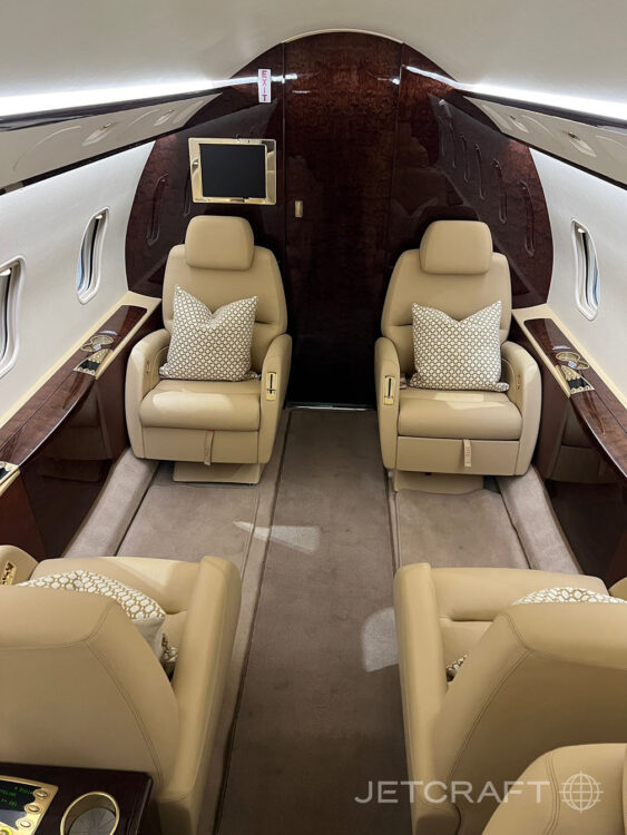 2006 Bombardier Challenger 300 S/N 20106