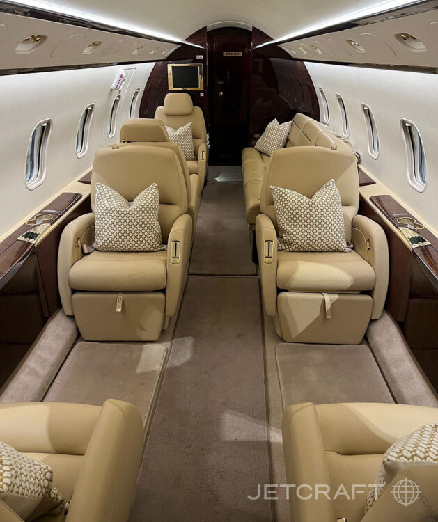 2006 Bombardier Challenger 300 S/N 20106