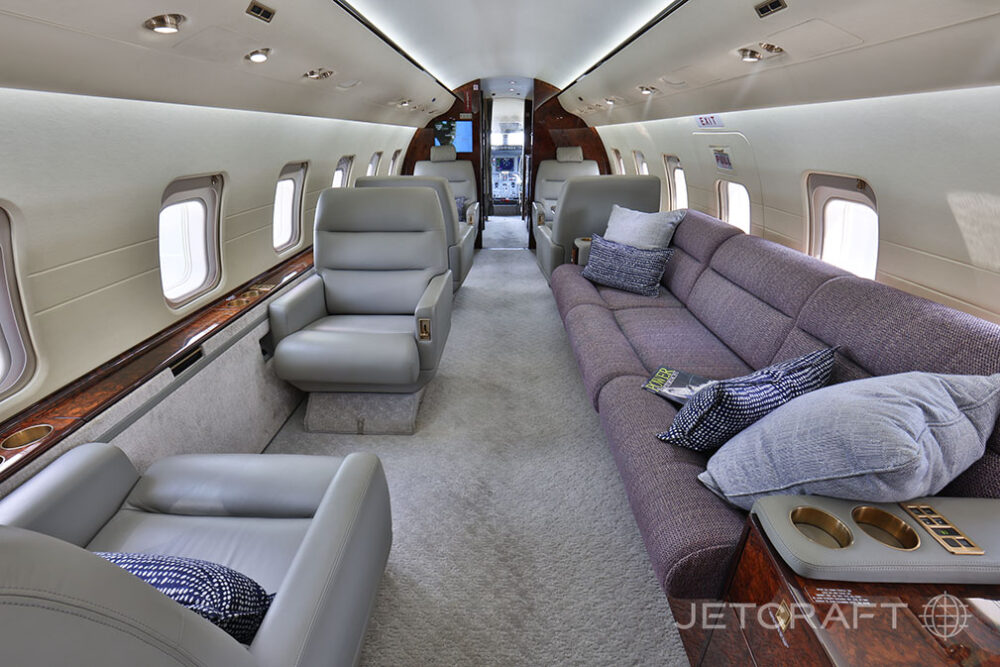 2006 Bombardier Challenger 604 S/N 5646