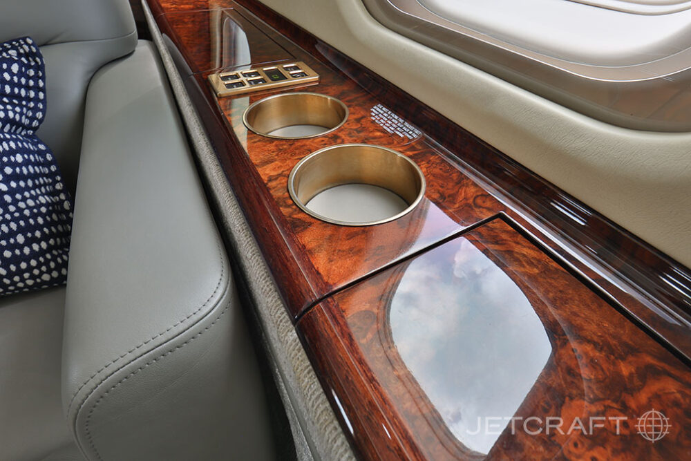 2006 Bombardier Challenger 604 S/N 5646