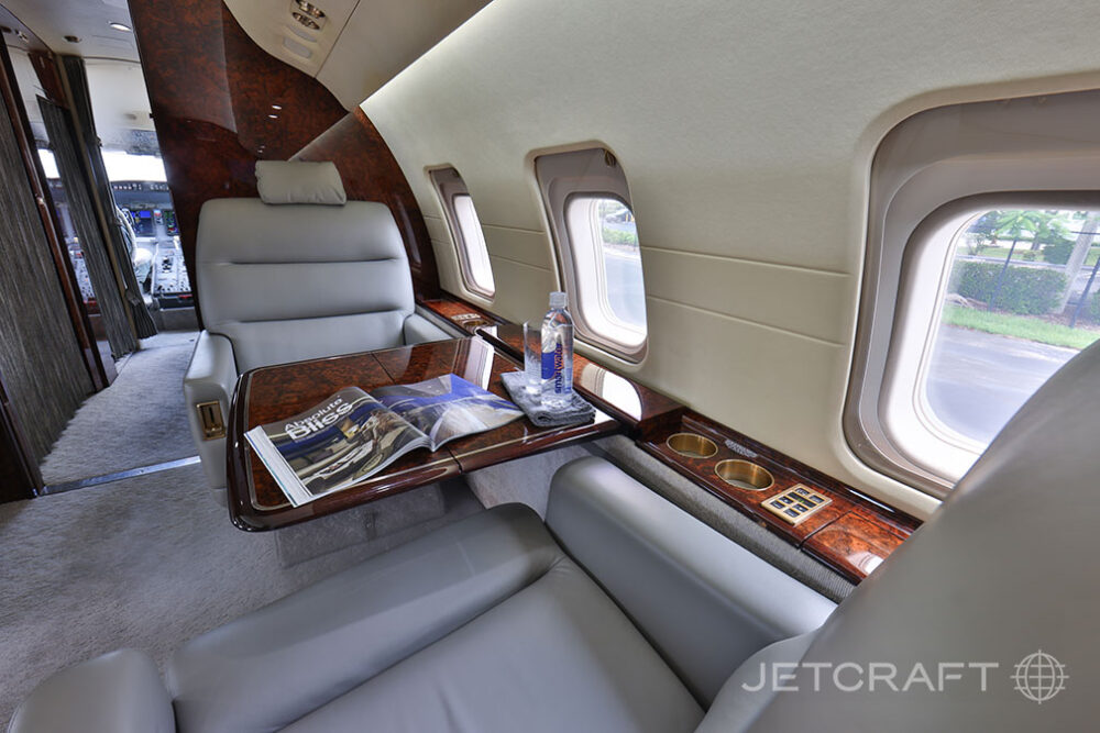 2006 Bombardier Challenger 604 S/N 5646
