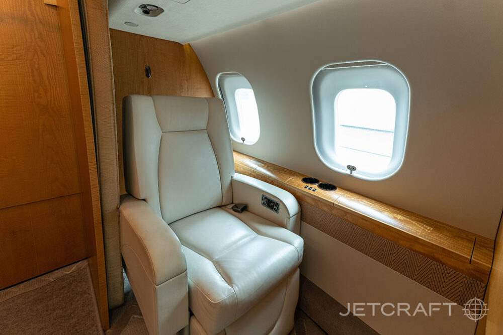 2017 Bombardier Global 6000 S/N 9754