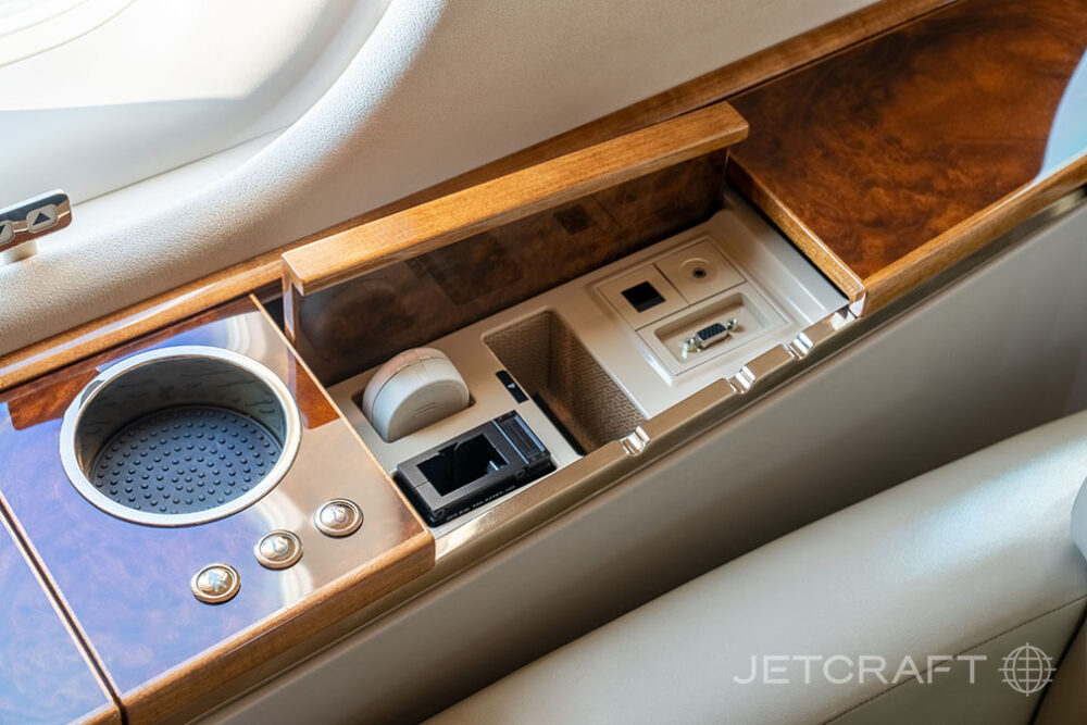 2011 Bombardier Global 5000 S/N 9427