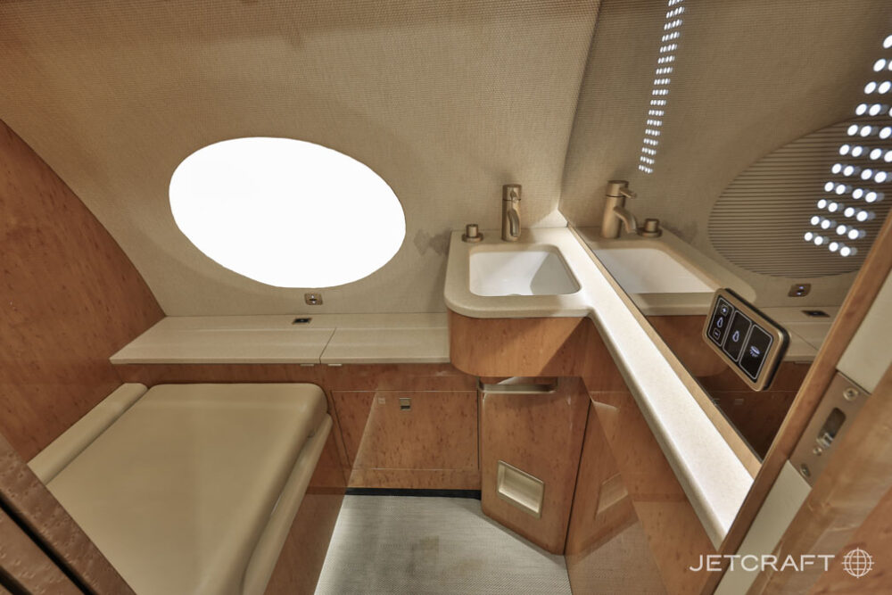 2013 Gulfstream G650 S/N 6023