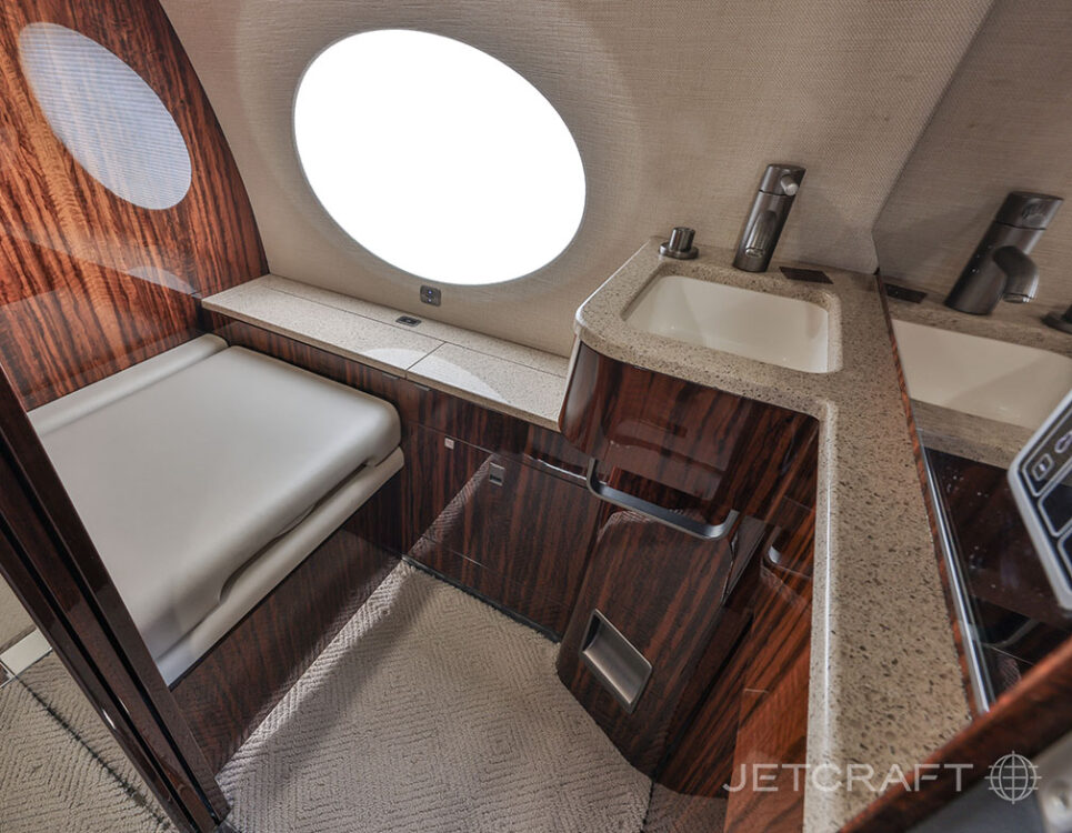 2014 Gulfstream G650 S/N 6102
