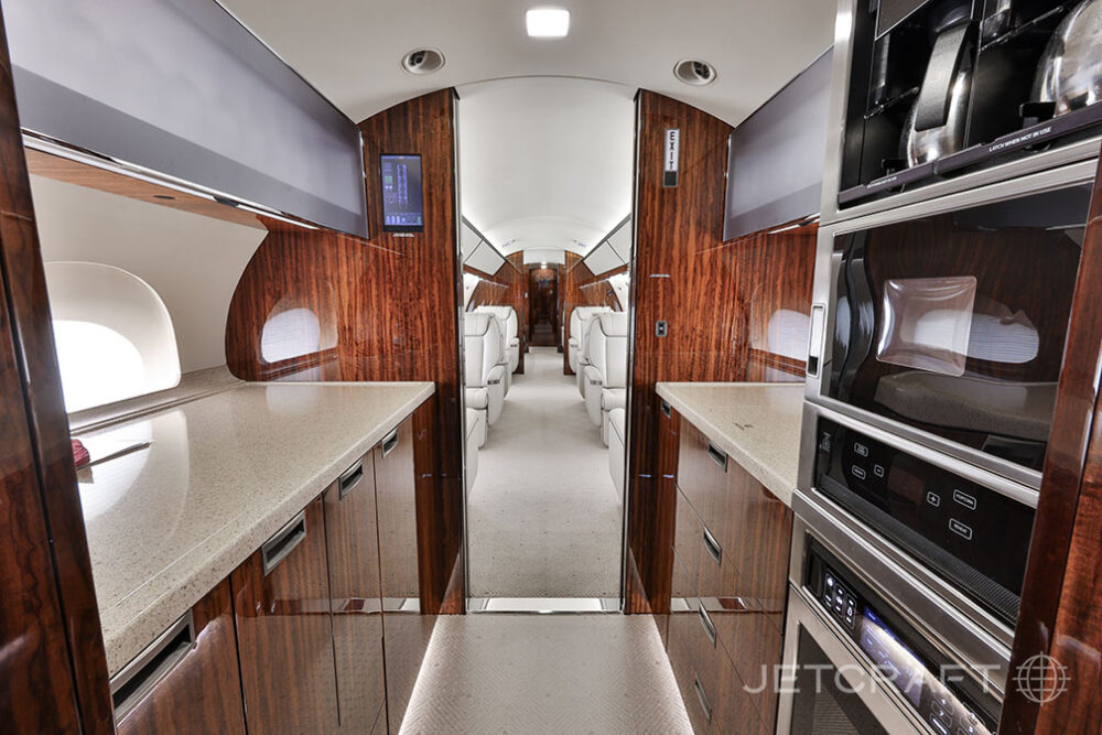 2014 Gulfstream G650 S/N 6102