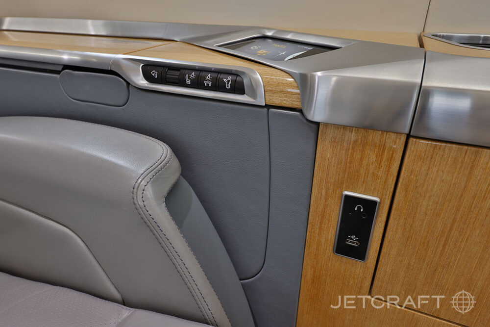 2016 Bombardier Challenger 350 S/N 20608