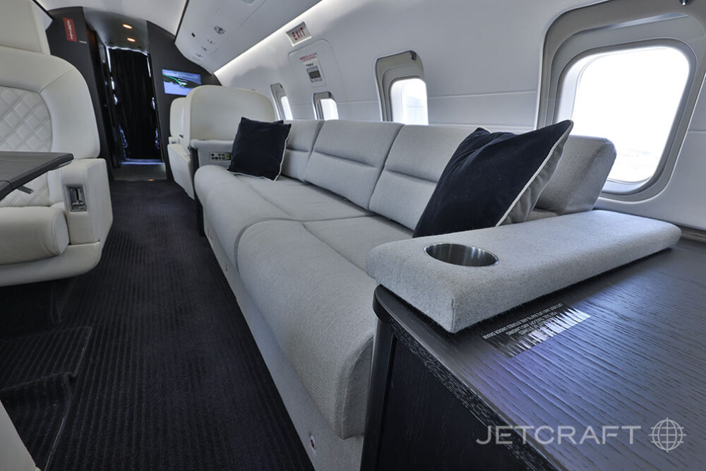 1999 Bombardier Challenger 604 S/N 5406