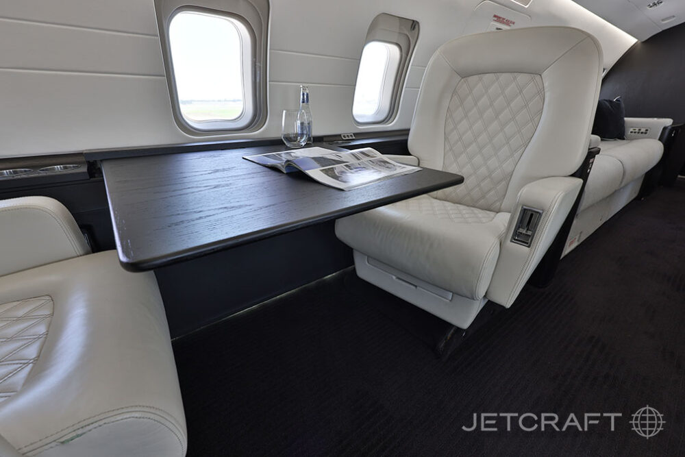 1999 Bombardier Challenger 604 S/N 5406