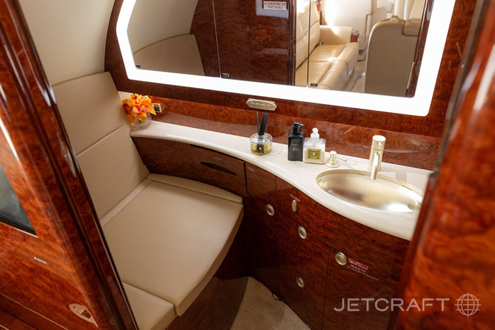 2011 Gulfstream G200