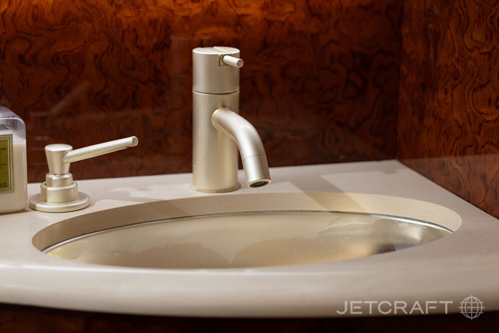 2011 Gulfstream G200