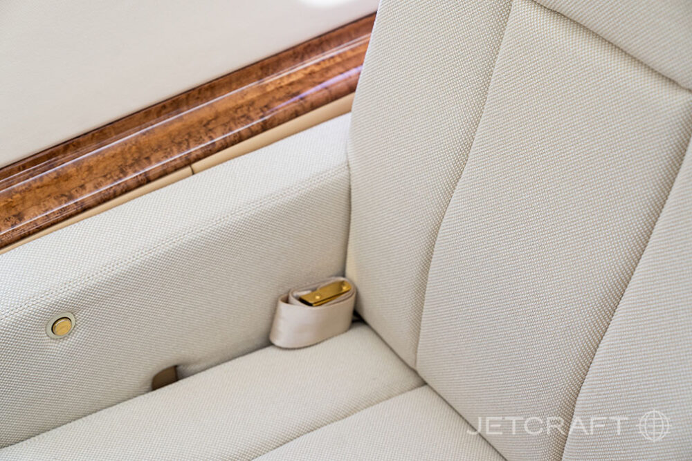 2005 Bombardier Challenger 604 S/N 5612