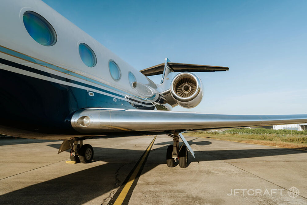 2015 Gulfstream G550 S/N 5496