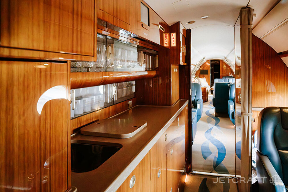 2015 Gulfstream G550 S/N 5496