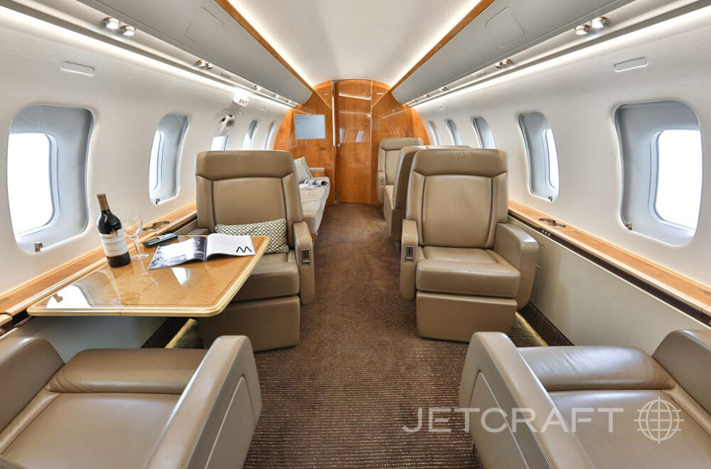2011 Bombardier Challenger 605 S/N 5870
