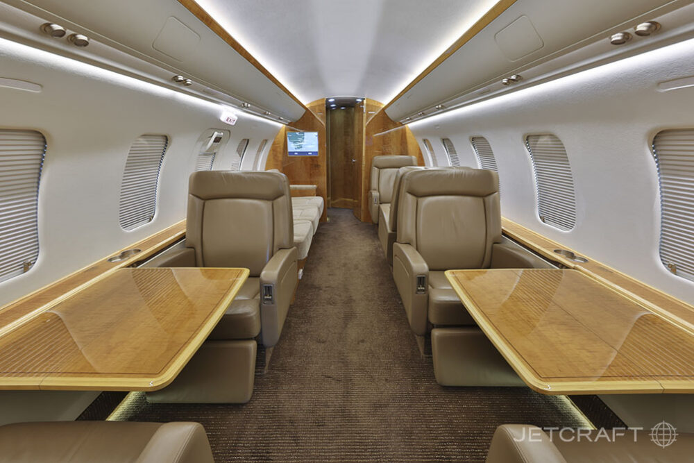 2011 Bombardier Challenger 605 S/N 5870
